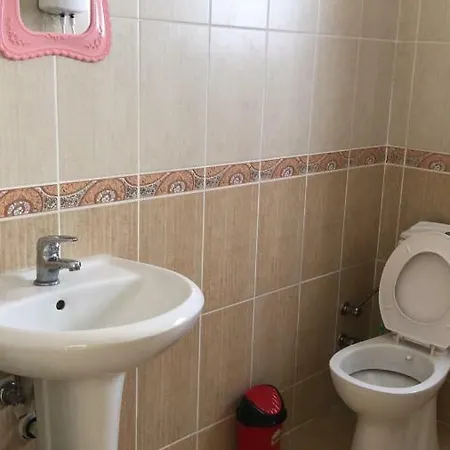Kiki Homes Apartman *
